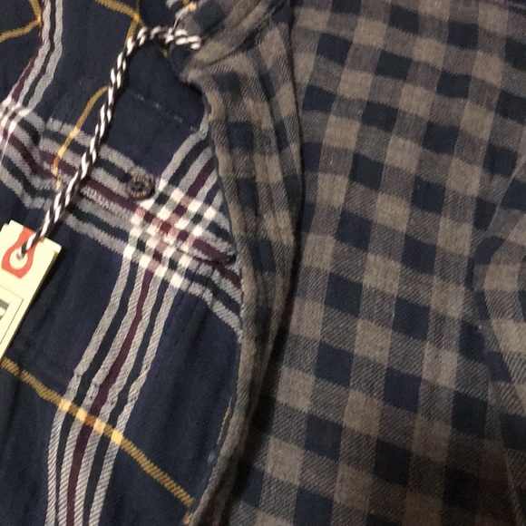 Reversible boys size 12 cotton plaid shirt - Picture 3 of 3